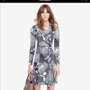 DVF “New Jeanne Two” Long Sleeve Wrap Dress NWT